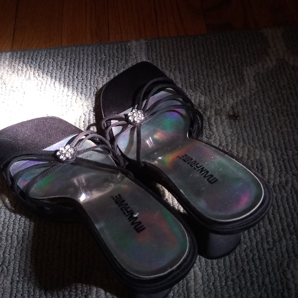 Sandals - Picture 5 of 7